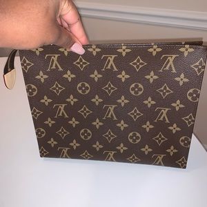 Brand New Louis Vuitton Toiletry 26 pouch
